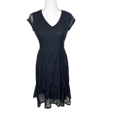 Vestido Mujer Colección NY Extra Pequeño Negro Floral Encaje Manga Corta Ajuste Acampanado Foto 1 de 4
