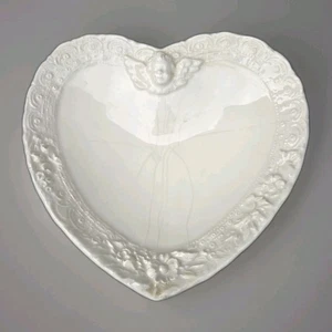 Vtg.  White Cherub Heart Shape, Trinket Dish /Wall Art. Made in Italy. - Picture 1 of 2