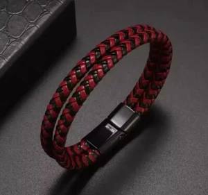 Leather Bracelet Men/Woman Black & Red Black Magnetic Clasp 23cm Approx - Picture 1 of 1