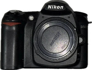 Nikon D50 Digital SLR Camera Body PARTS ONLY - Picture 1 of 4