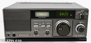 Kenwood R-600 Shortwave Radio Receiver ***SOLID UNIT *** GREAT FOR BEGINNER'S*** - Picture 1 of 10
