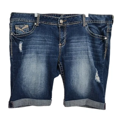 Amethyst Denim Bermuda Shorts Women's Size 20 Blue Distressed Embroidered - Image 1 of 4