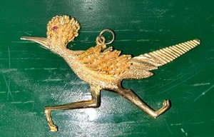 Vintage Roadrunner Anhänger für Halskette strukturiert goldfarben klobig 70er Jahre Vogel - Bild 1 von 5