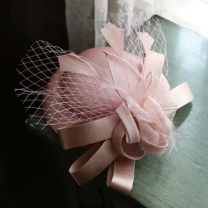 Pink Women Bow Fascinator Hat Feather Cocktail Wedding Tea Party Hats With Veil - Picture 1 of 3