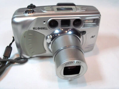Bell & Howell PZ3000 Auto Focus Point & Shoot Film Camera & Case - Tested - Image 1 of 4
