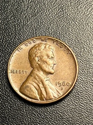 1960 D Memorial Penny - Die Chip on 9 -FREE Shipping -  B129 - Image 1 of 3