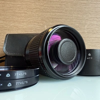 [NEAR MINT-] MC Rubinar 300mm/f4.5 Macro Mirror Lens USSR w/ Hood Filter Case - Image 1 of 4