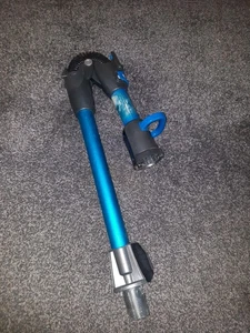 Genuine SHARK Vacuum Cleaner Replacement Used Part: IF200UK 31 Blue Flexi Wand - Picture 1 of 6