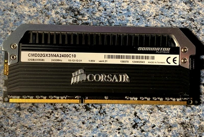 🆗CL10 DDR3-2400MHz 1x 8GB Corsair Dominator Platinum Memory RAM - Image 1 of 3