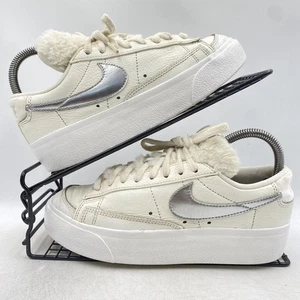 Nike Blazer Low Plateau Weiß Silber Sneaker Größe UK 4 Damen Leder Sherpa - Bild 1 von 8