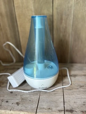 Pore Cool Mist Home  Humidifier Up To 200sq Ft Of Coverage - Image 1 of 4
