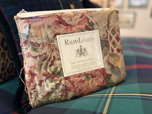Ralph Lauren Guinevere Aragon Medieval QUEEN Deep Sateen FITTED Sheet NIP - Picture 1 of 5