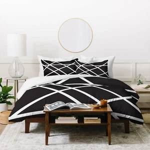 NEW UO Deny Designs Vy La Black White Lines Geometric Duvet Cover Twin XL 1484 - Picture 1 of 3