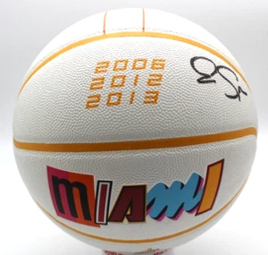 Baloncesto firmado por Erik Spoelstra Miami Heat City Edition con certificado de autenticidad PSA AO79103 - Imagen 1 de 5