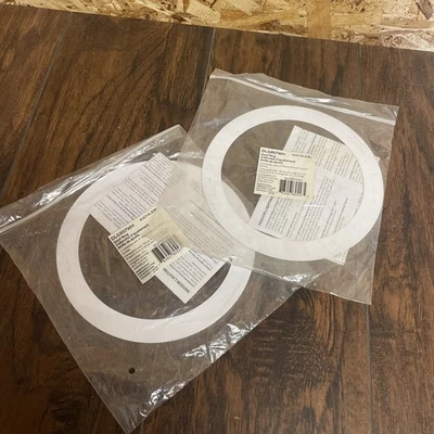 Paquete de 2 Anillos Kichler Universal Goof Acero Blanco 6.3"-7.5" DLGR07WH Foto 1 de 4