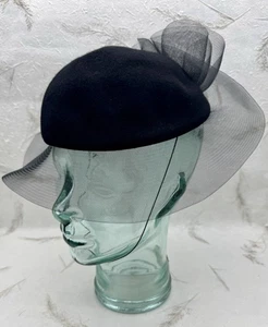 VTG Saks Fifth Avenue Wool Felt Fascinator Pitti-Donna Hat W/ Veil & Chin Strap - Picture 1 of 14