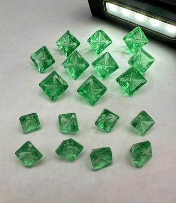 18 Art Deco Green Glass Buttons (10Large, 8Small) - Some Chipped, Read Pls - Image 1 of 4