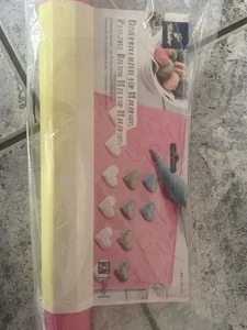 Dauerbackmatte für Macarons Tchibo Rosa Herzen - Bild 1 von 2