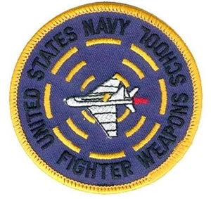 US NAVY TOP GUN SCHOOL RED STAR OPPOSING TEAM PILOT FLIGHT SUIT NAVAL INSIGNIA - Picture 1 of 12