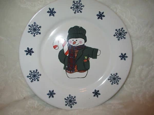 De colección~Plato Blanco~MUÑECO DE NIEVE sosteniendo una caña de caramelo~Copos de nieve~7,75" - Imagen 1 de 7
