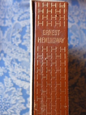 ESPAGNE CORRIDA HEMINGWAY LE SOLEIL SE LEVE AUSSI LITHOS GARBELL - Photo 1/4