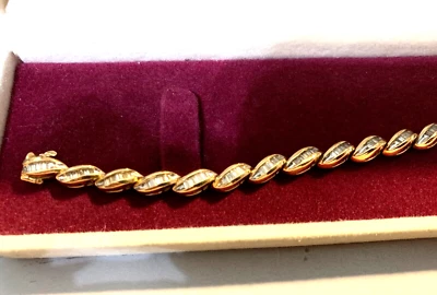 PULSERA TENIS DIAMANTES 2CT ENGARZADA EN ORO 14KT - DIAMANTES BAGUETTE -COMO NU - 15gr Foto 1 de 4