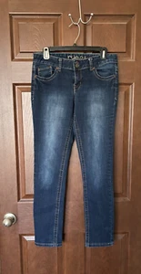 Pantalones de mezclilla ajustados Rue 21 tiro medio para mujer talla 7/8 azul solapa bolsillos traseros lavado oscuro - Imagen 1 de 2