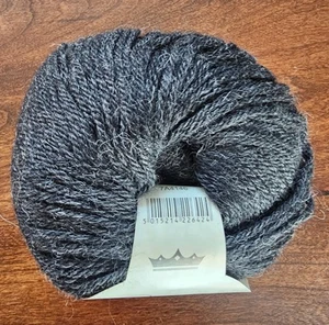 Hilo Bebé Alpaca King Cole110yd, 50g Col 503 Carbón - Imagen 1 de 3