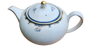 Tetera Wedgwood CHARTLEY. Capacidad 2pint + - Imagen 1 de 7