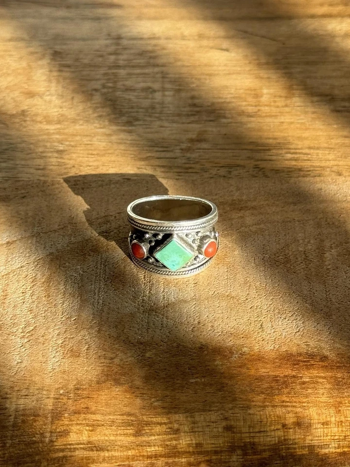Vintage Sterling Silver Navajo Turquoise Coral Ring Size 4.5 - Image 1 of 4