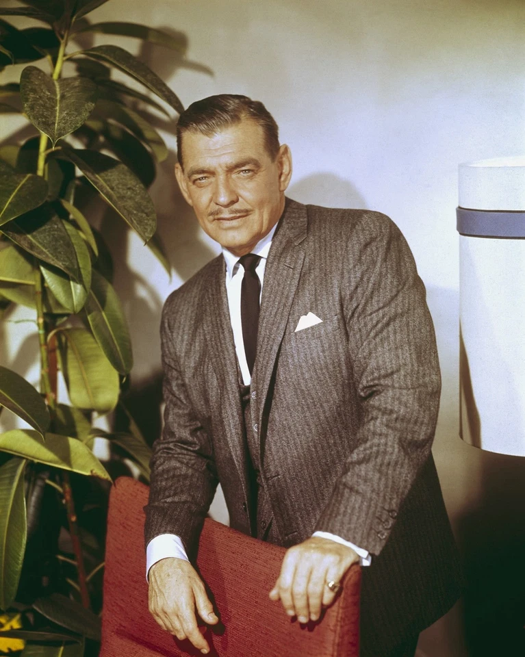 Film Legend CLARK GABLE Photo  (227-S ) - Image 1 of 1