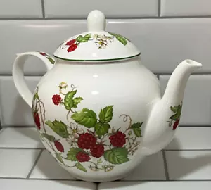 ROY KIRKHAM "RASPBERRY" FRUIT GARDEN COLLECTION • BONE CHINA 7" TEAPOT - Picture 1 of 14