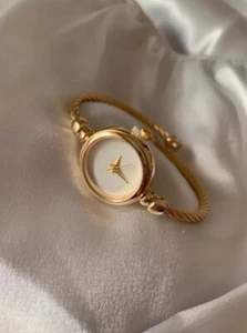 Vintage Goldene Uhr Trend - Bild 1 von 6