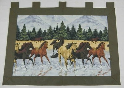 Vintage Horse Running Picture Print Tapestry Wall Hanging Panel 171X121cm - Image 1 of 4