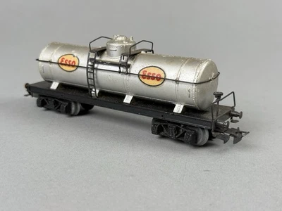 Marklin HO scale #334 Esso  Tank Car Made in Germany - Image 1 of 4