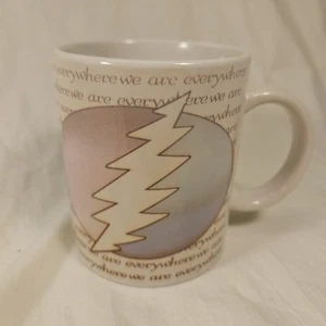 Tazza Vintage Grateful Dead We Are Everywhere 2001 Lightning Bolt Ufficiale Usato in ottime condizioni - Foto 1 di 6