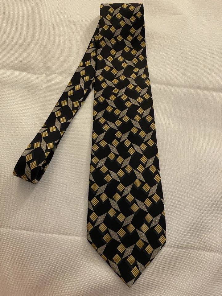 Corbata Valentino Cravatte 100% Seda Hecha a Mano en Italia Geométrica Negra Dorada Gris Foto 1 de 2
