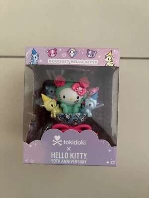 Figura ramo 50 cumpleaños Tokidoki x Hello Kitty firmada por Simone Legno Foto 1 de 4