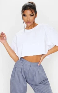 Pretty Little Thing White Crop T Shirt Roll Sleeve Size SMALL - NEW - Picture 1 of 5