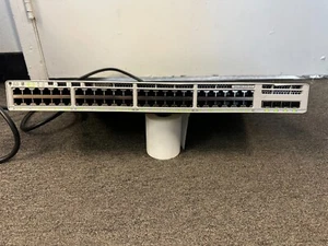 *CISCO* C9200L-48P-4G-E V01 48 Port Network Switch -MUST SEE PICTURES - Picture 1 of 6