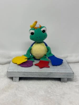 Baby Einstein Green Turtle 8 英寸磨牙毛绒玩具 — 第 1/2 张图片