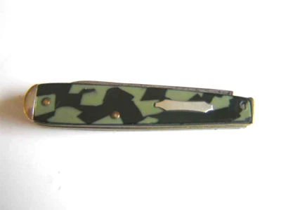 WINCHESTER Trade Mark Two Blade Pocket Knife Made In USA  1930's - 1940's - Image 1 of 4