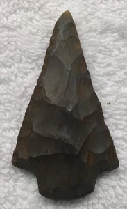 Punta de flecha de lanza artefacto indio auténtico de 2,25 pulgadas - Imagen 1 de 2