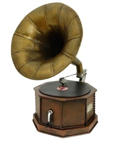 Vintage Retro Look Black Tin Metal Gramophone Ornament Garden Home Decoration - Picture 1 of 3