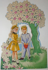 VINTAGE GESTANZTER KARTON LADEN DISPLAY WERBUNG KINDER BOUTIQE KLEIDUNG - Bild 1 von 7