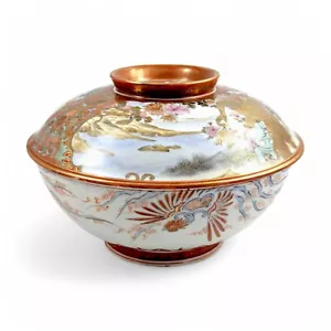 Large Edo Kutani Japanese porcelain lidded bowl by Okuda, signed, c. 1800–1850 - Picture 1 of 19