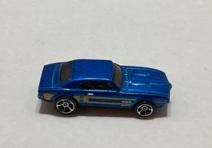 2009 Hot Wheels Blue '67 Pontiac Firebird 400 Diecast Plastic 1:64 Malaysia - Picture 1 of 5