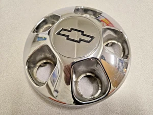 1996-2000 Chevrolet Astro Wheel Center Hub Cap Chrome OEM 15697613 USED - Picture 1 of 10