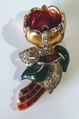 Vintage Coro Quivering Camellia Flower Single Duette Clip - Missing Main Flower - Image 1 of 4