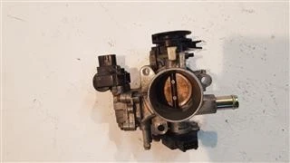 THROTTLE VALVE Toyota Corolla 1.4 GASOLINA 2000/2007 4ZZ-FE Foto 1 de 4